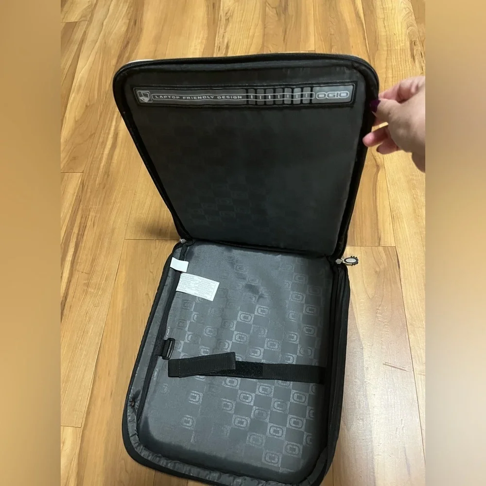 OGIO Oracle Laptop Bag Briefcase | Padded Tech Work Bag | Black